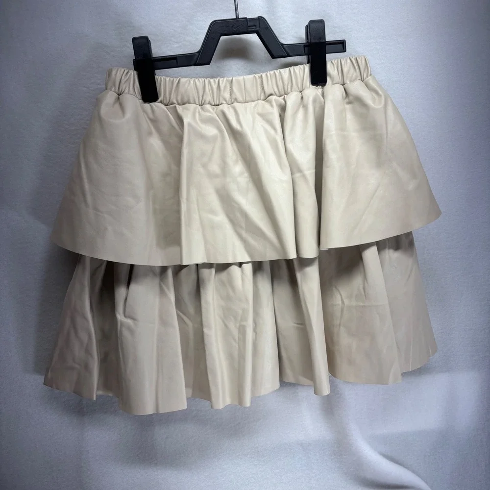 idem ditto Beige Faux‎ Leather Tiered Ruffle Mini Skirt Size S